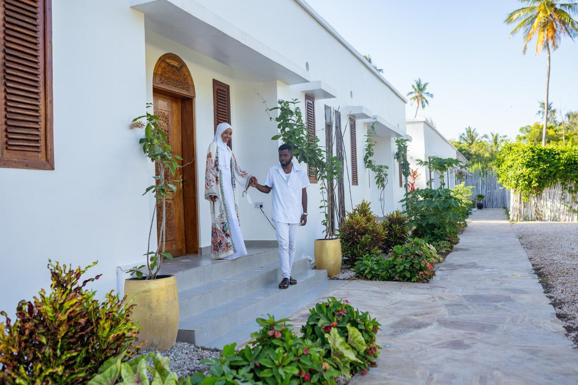 Pili Pili Orient Beach Resort Bwejuu Kültér fotó